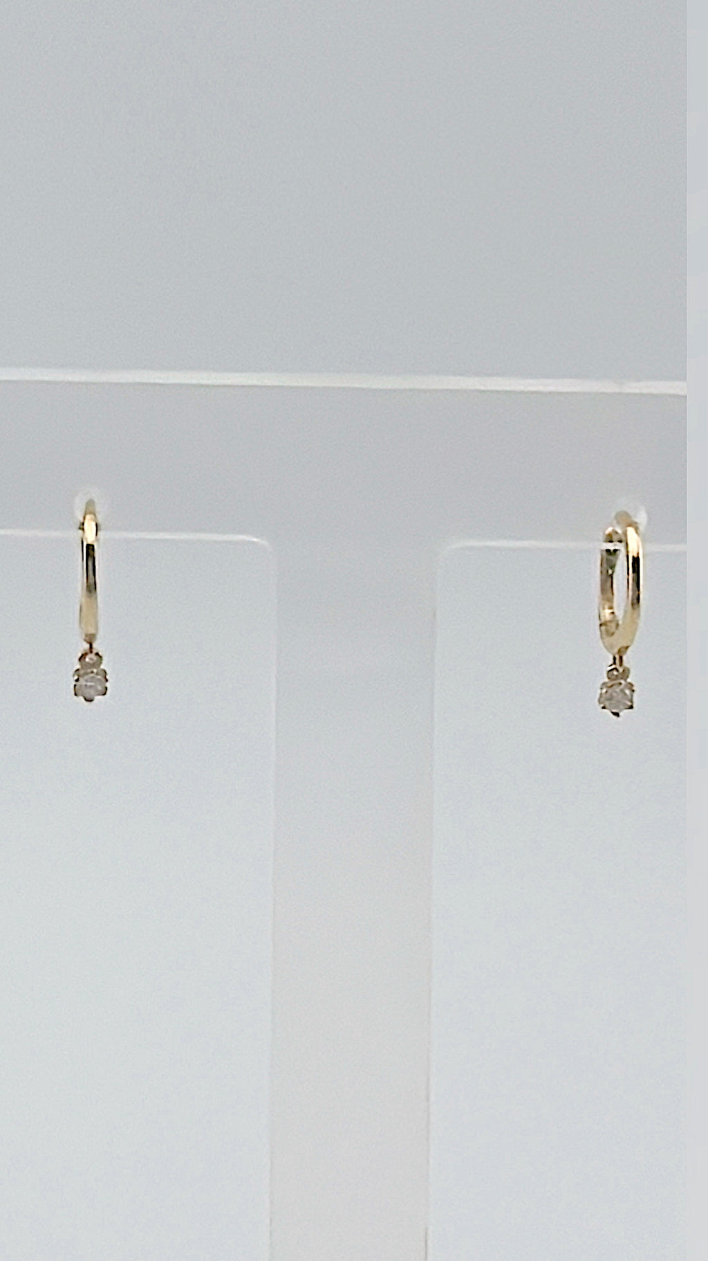 Solitaire Dangle Huggies