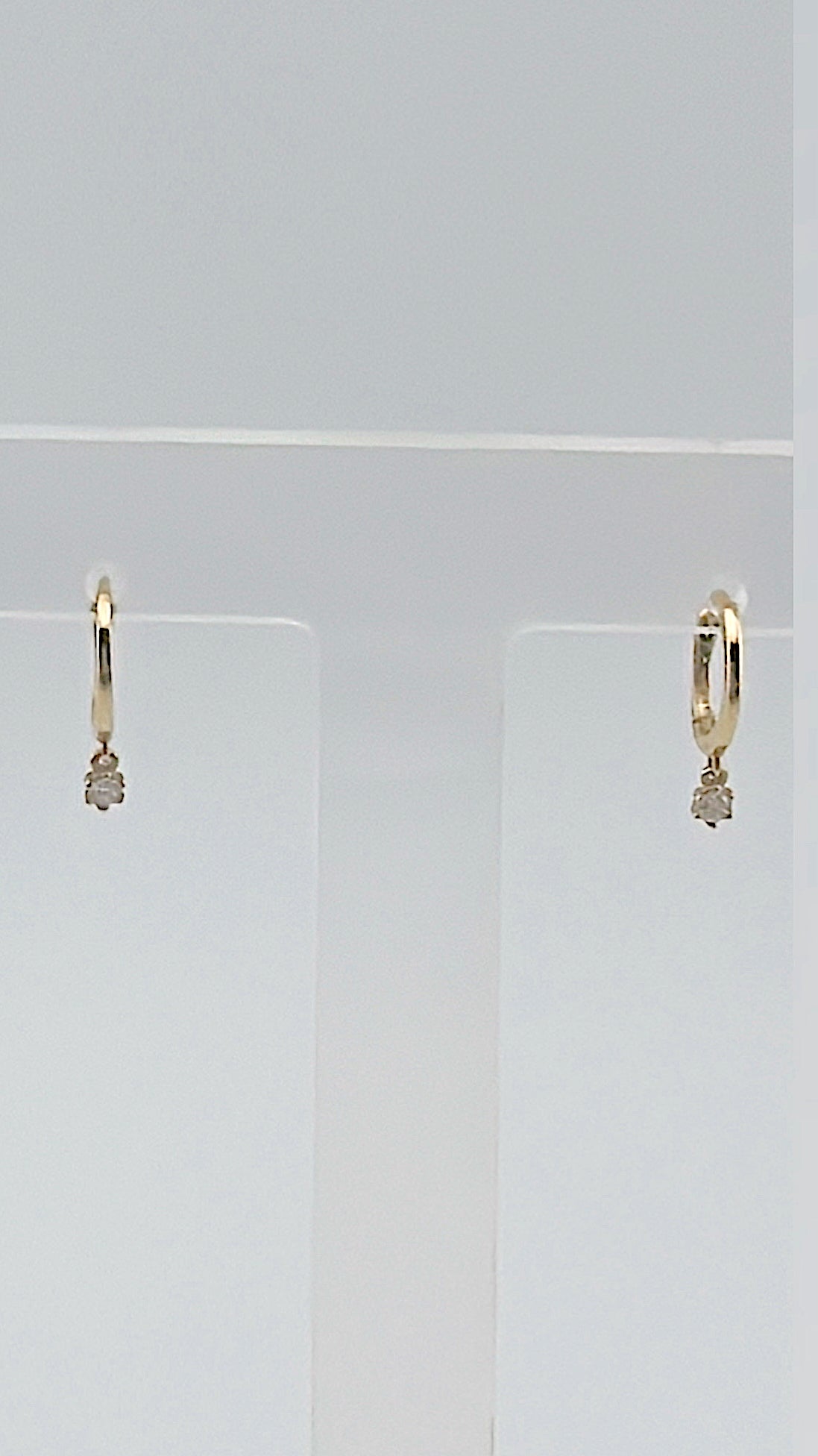 Solitaire Dangle Huggies