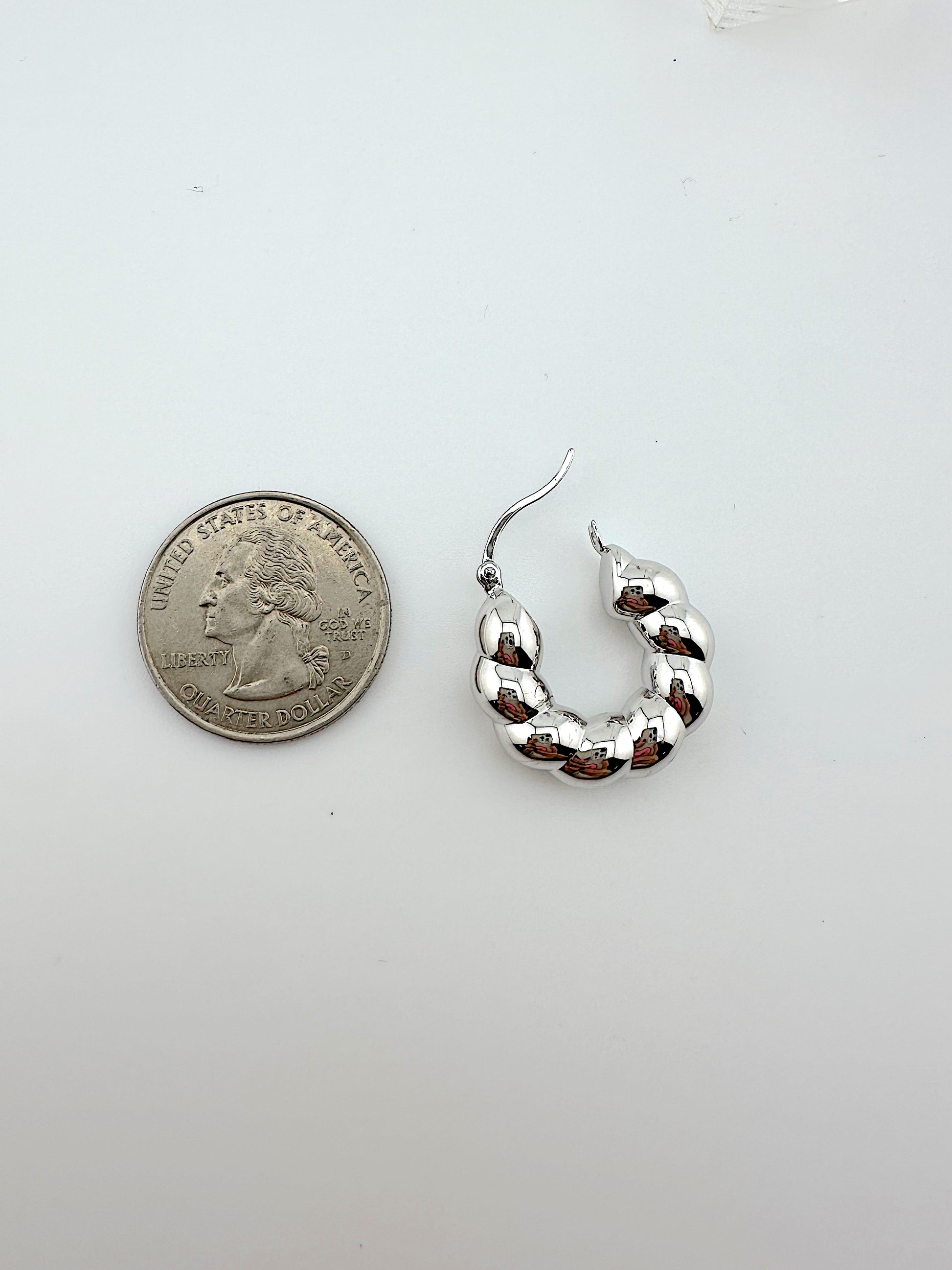Twisted Chunky Hoops