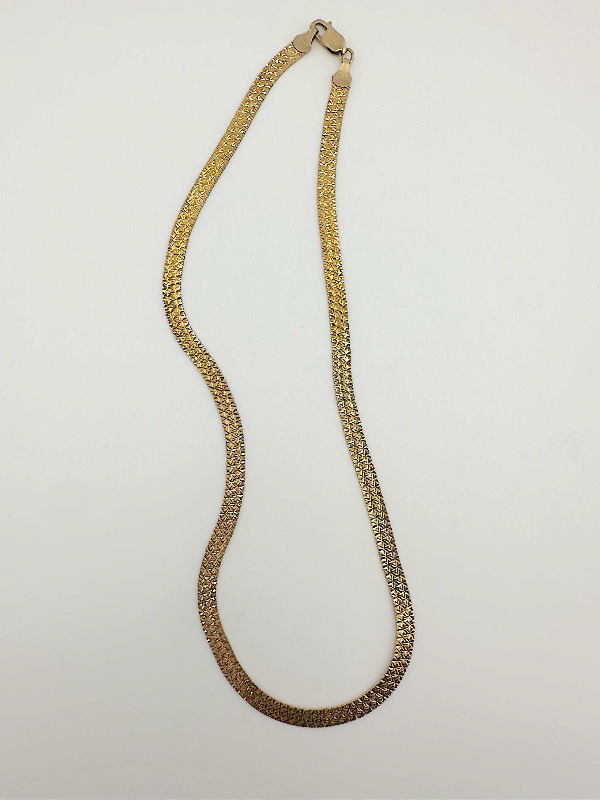 Textured Luxe Snake Chain