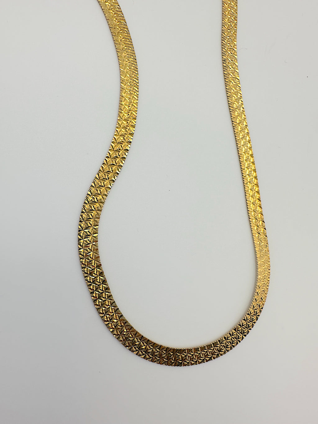 Textured Luxe Snake Chain