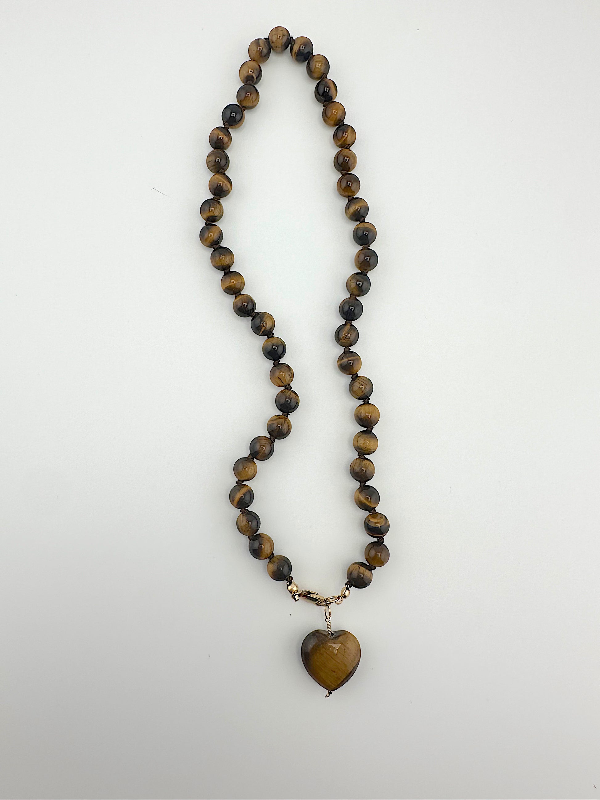 The Royal Gaze Necklace