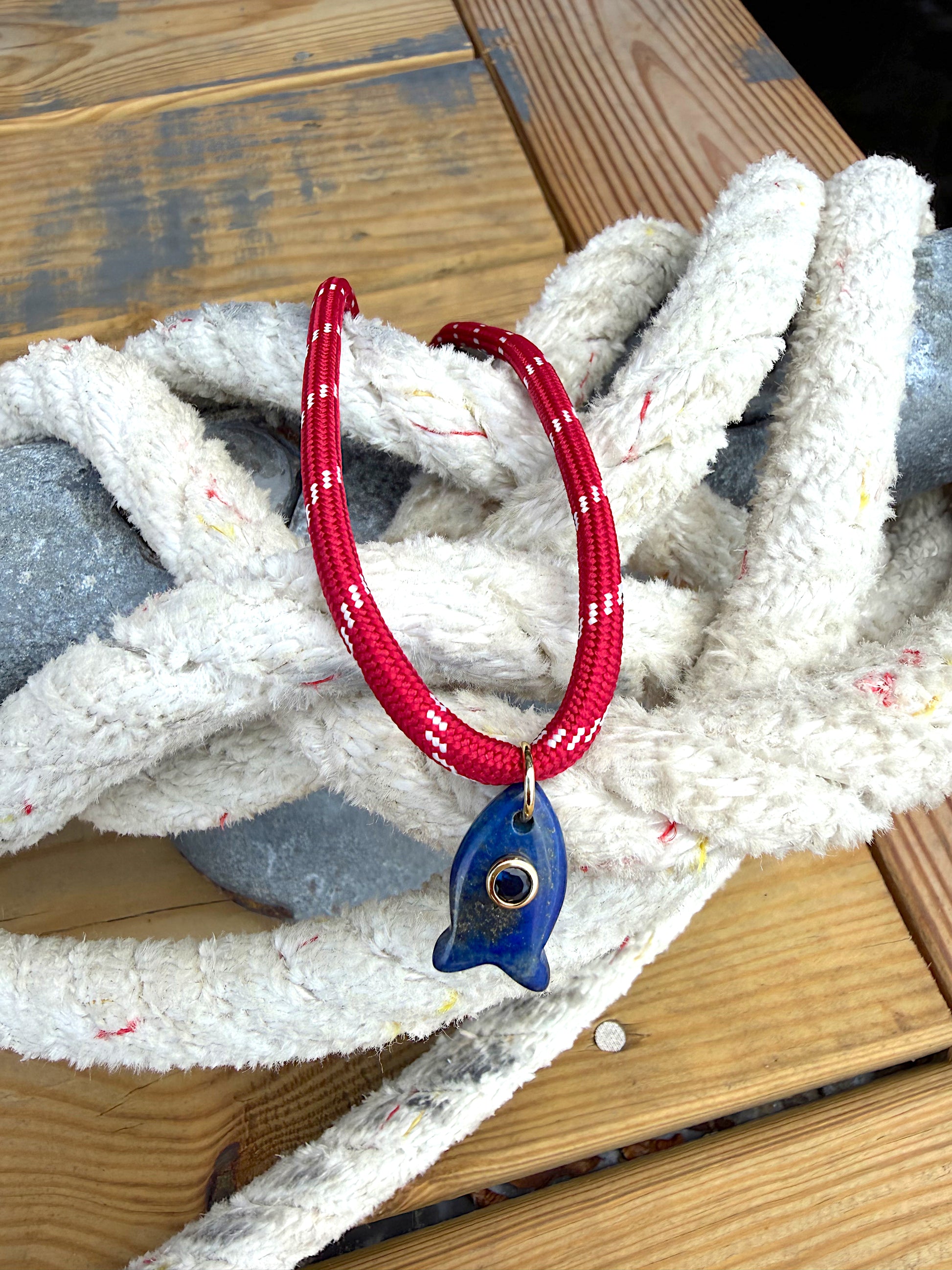 SVD x STAYSTACKED Paracord Lapis Fish