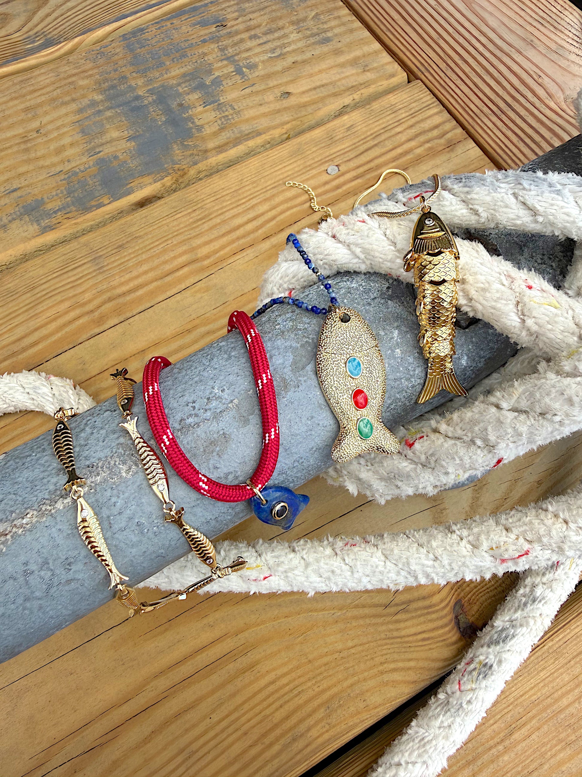 SVD x STAYSTACKED Long Retro Fish