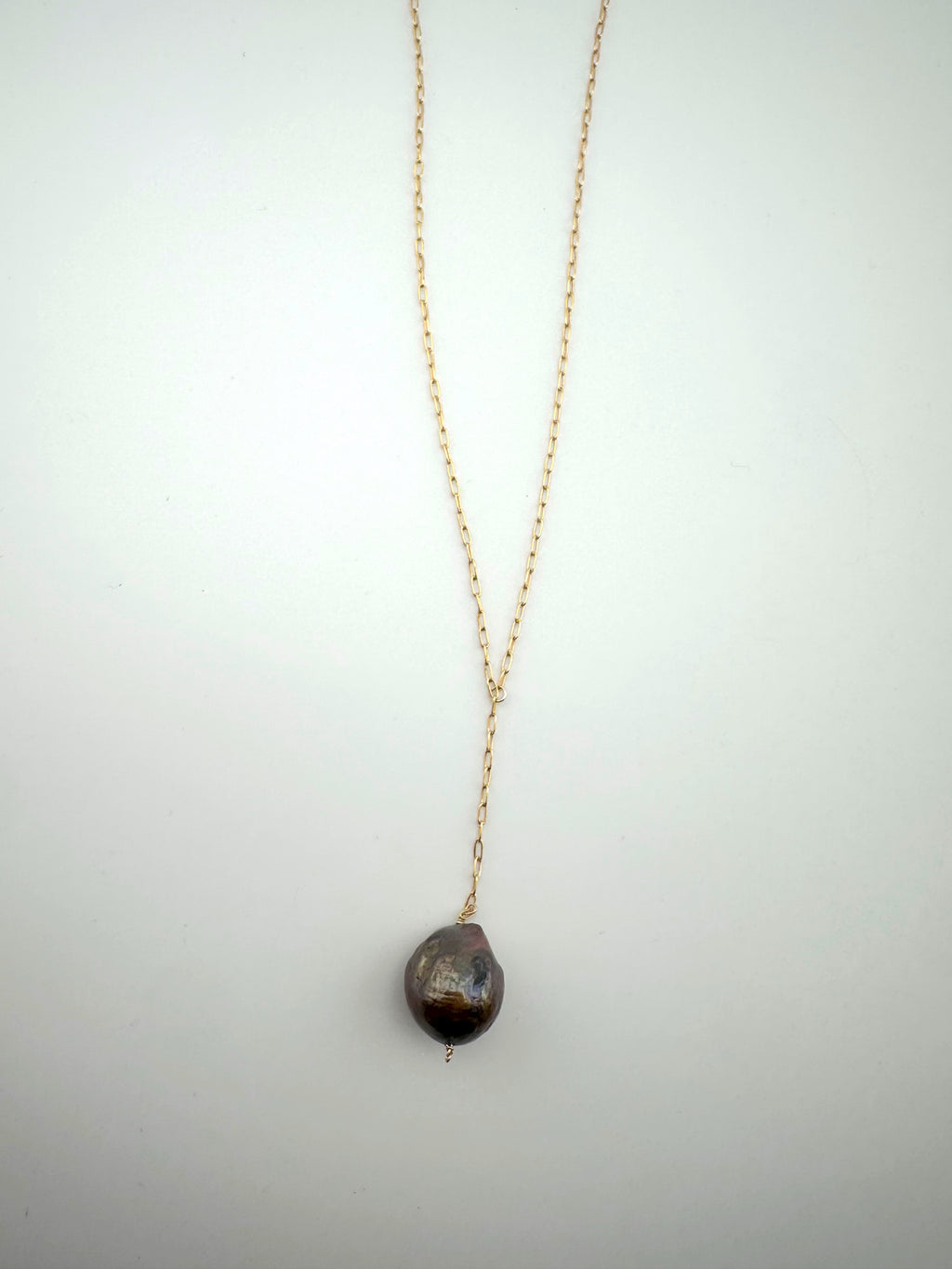 Chocolate Baroque Peacock Pearl Lariat